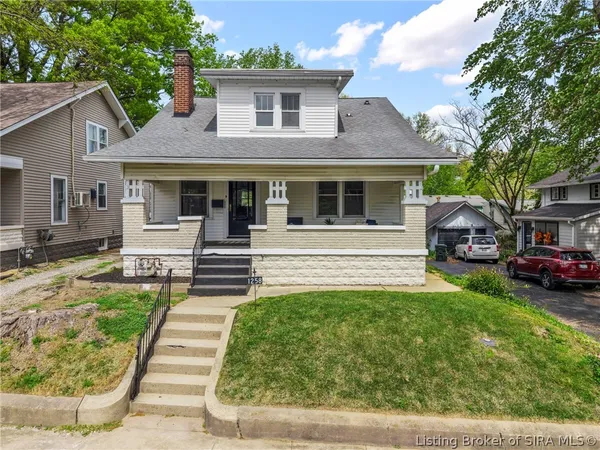 $284,900 | 1258 Vance Avenue, New Albany, IN 47150