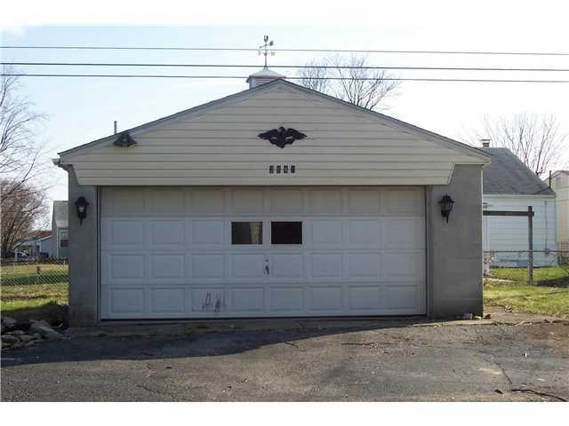 3945 Lynward Road Columbus, OH 43228 - Photo 5 of 6