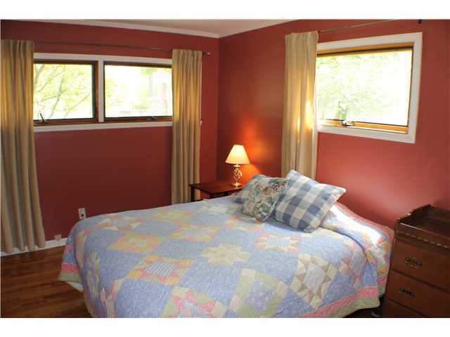 3095 Avalon Road Columbus, OH 43221 - Photo 12 of 25