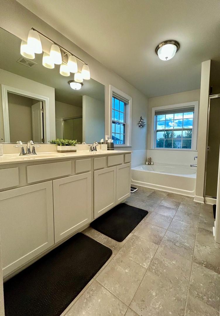1109 Nottingham Road Sycamore, IL 60178 - Photo 14 of 30