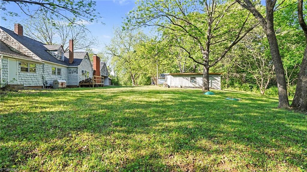 312 Pineywood Road Thomasville, NC 27360 - Photo 20 of 24 Gallery Image 20