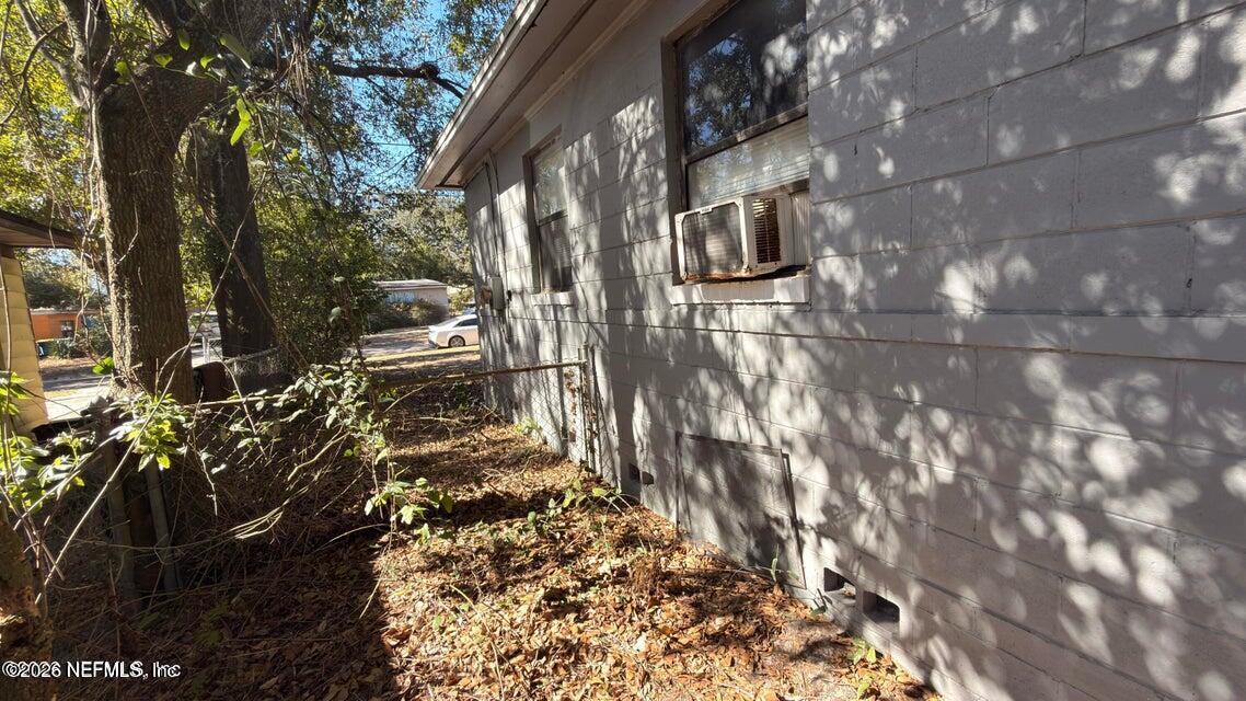 10335 Haverford Road Jacksonville, FL 32218 - Photo 9 of 12 5