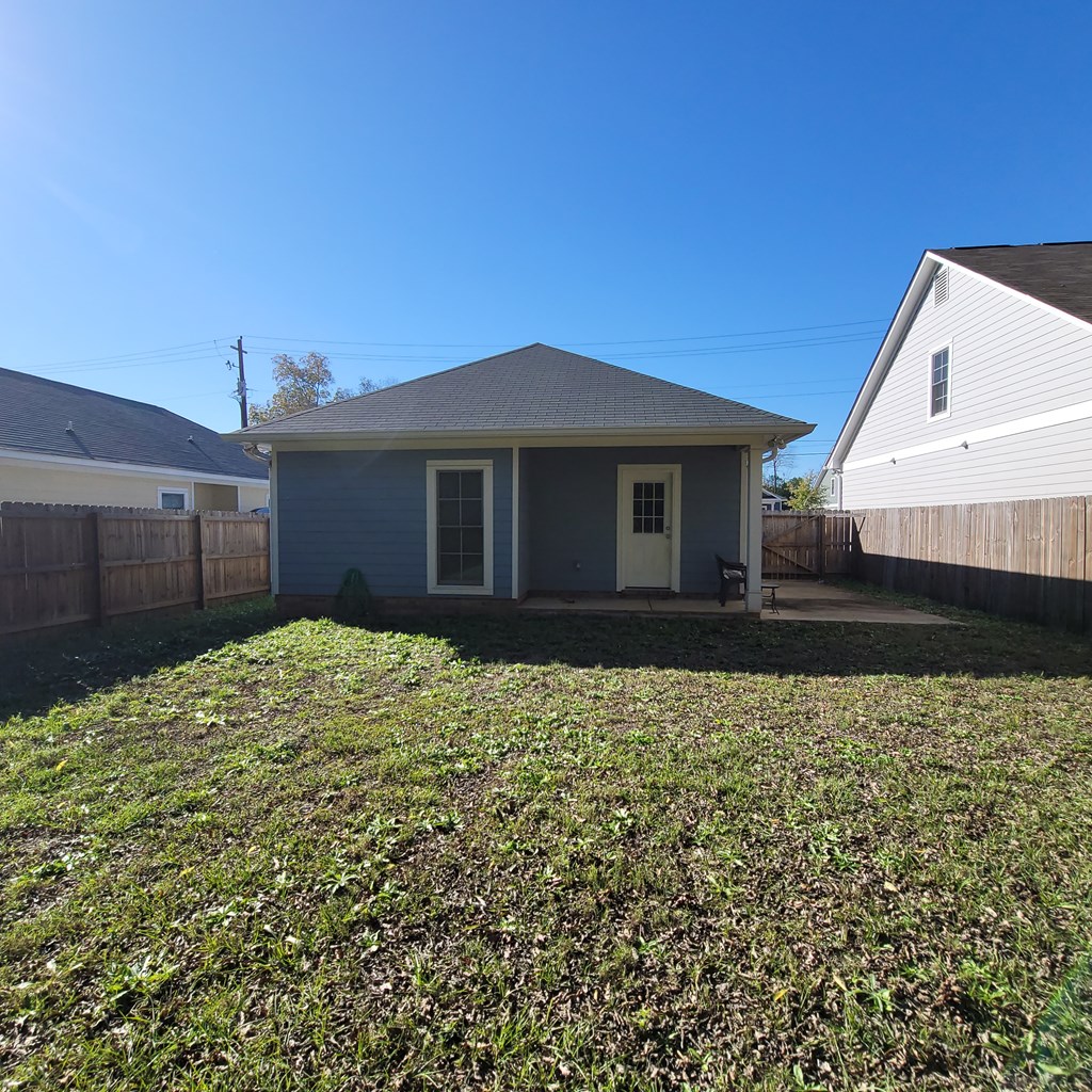 3604 4th Avenue Columbus, GA 31904 - Photo 18 of 19 a house view with a backyard space