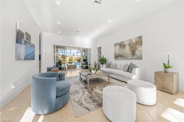 $1,795,000 | 379 Cypress Way West, Naples, FL 34110