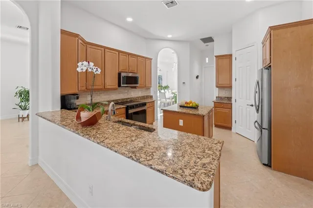 $1,795,000 | 379 Cypress Way West, Naples, FL 34110