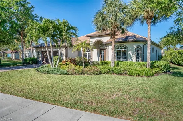 $1,795,000 | 379 Cypress Way West, Naples, FL 34110