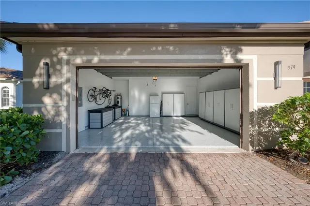 $1,795,000 | 379 Cypress Way West, Naples, FL 34110