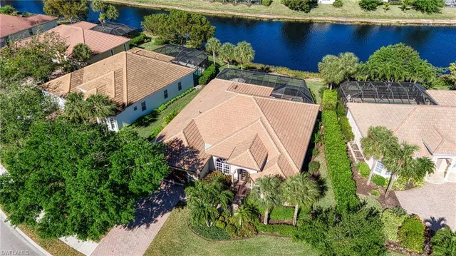 $1,795,000 | 379 Cypress Way West, Naples, FL 34110