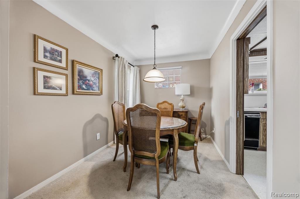 23636 Edward Street Dearborn, MI 48128 - Photo 14 of 39