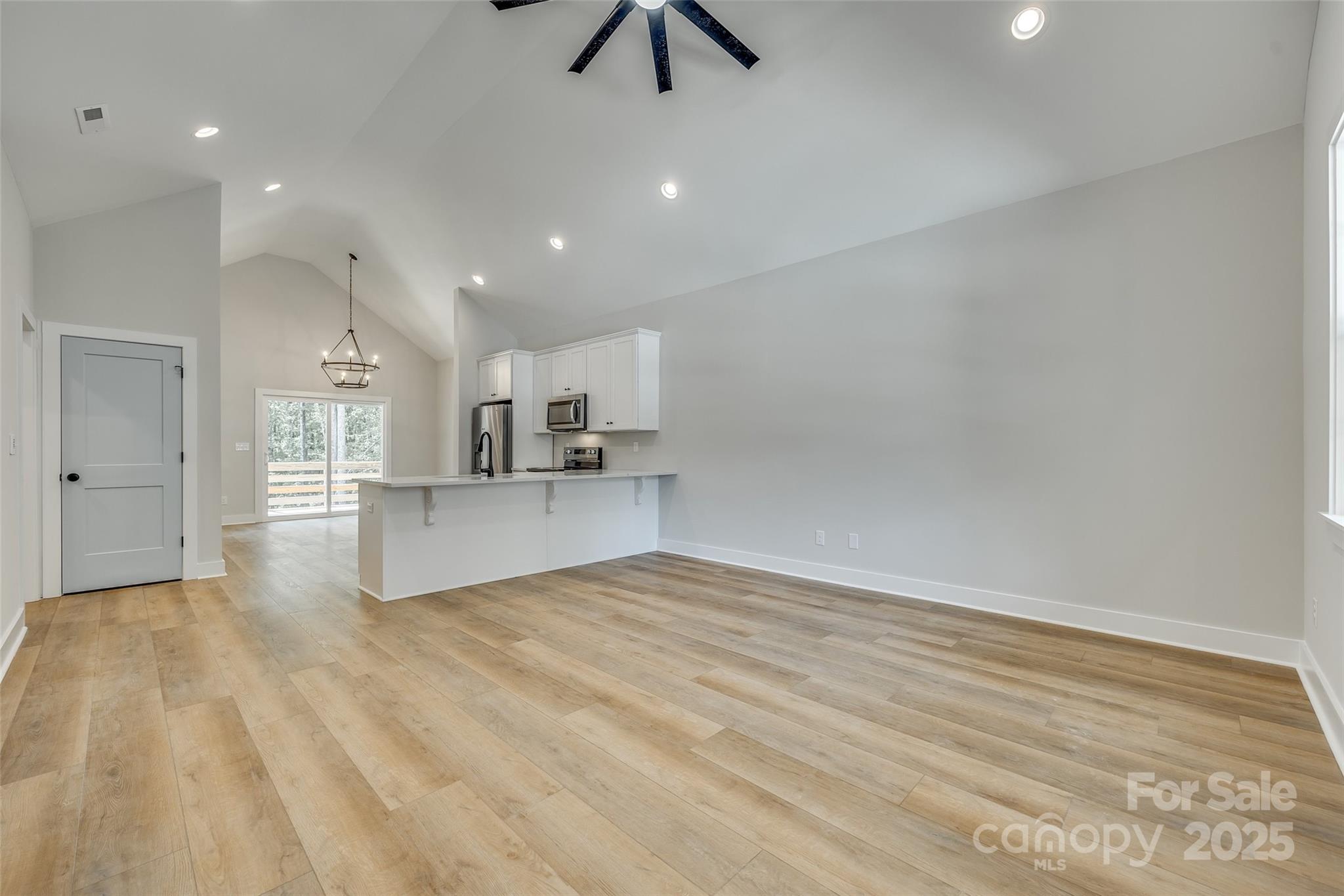 936 Jackson Road Fort Lawn, SC 29714 - Photo 3 of 32 Gallery Image 3