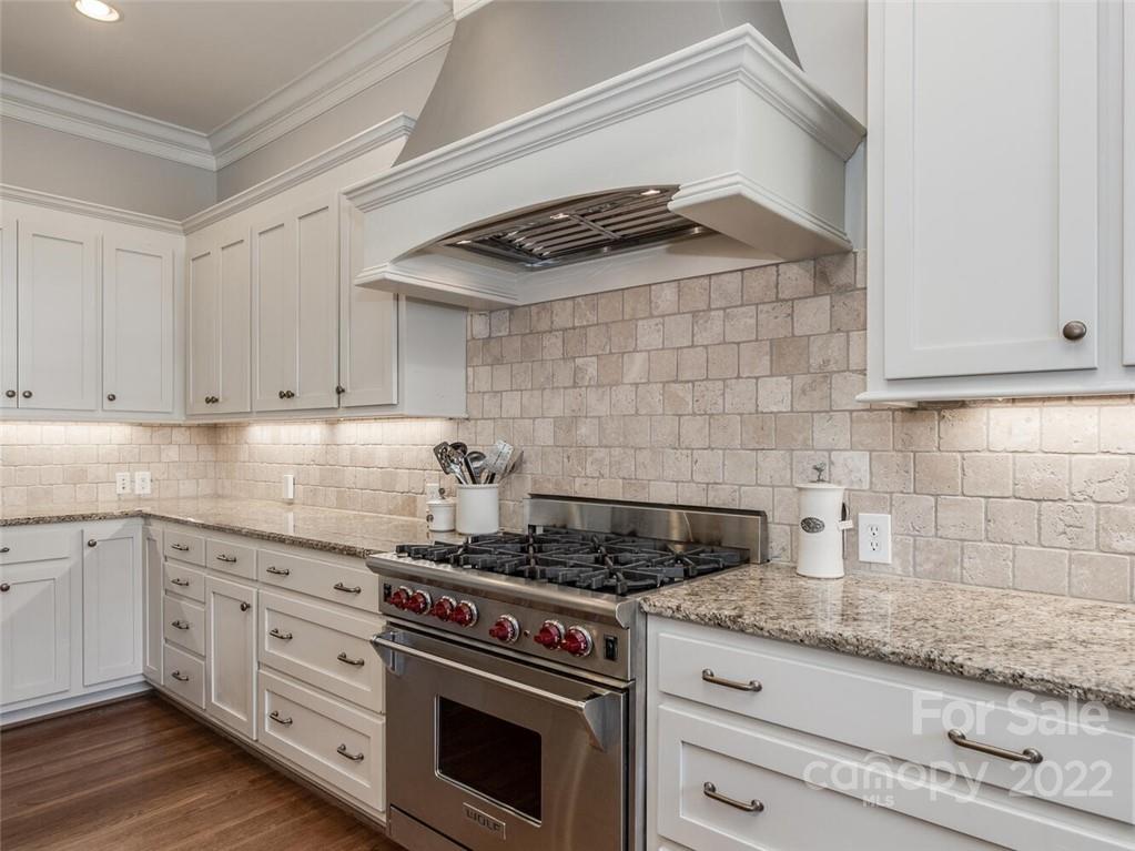 2000 Sharon Avenue Charlotte, NC 28211 - Photo 19 of 41