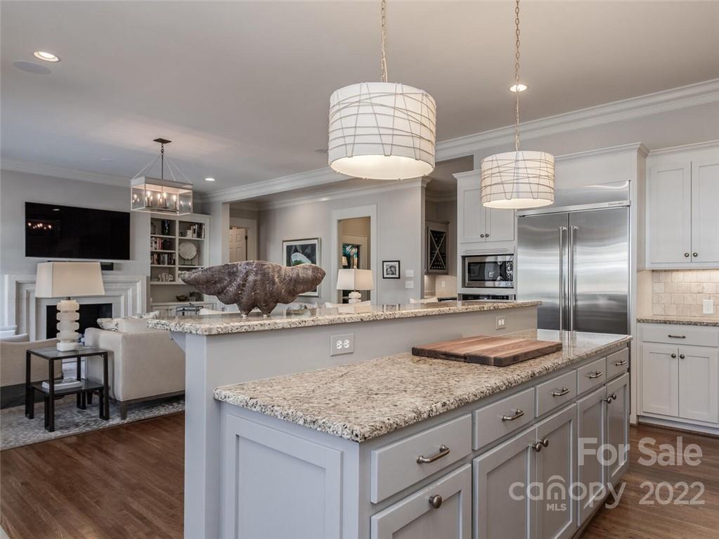 2000 Sharon Avenue Charlotte, NC 28211 - Photo 20 of 41