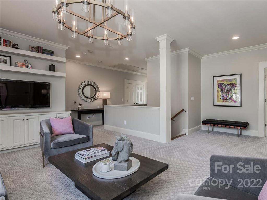 2000 Sharon Avenue Charlotte, NC 28211 - Photo 26 of 41