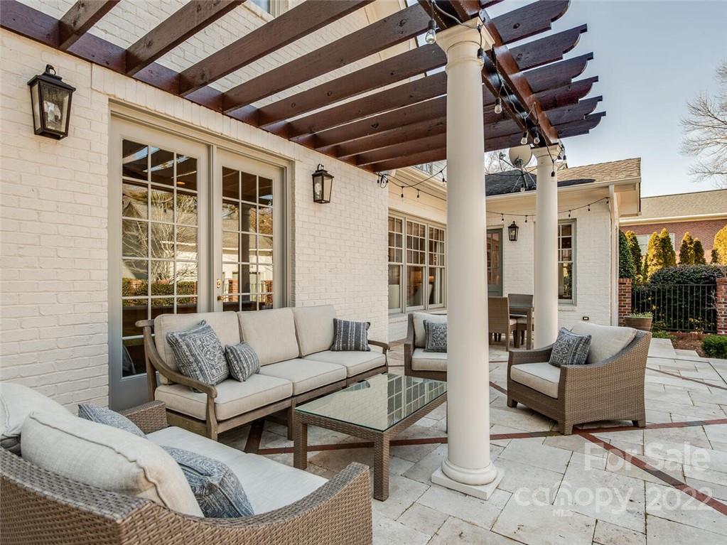 2000 Sharon Avenue Charlotte, NC 28211 - Photo 37 of 41