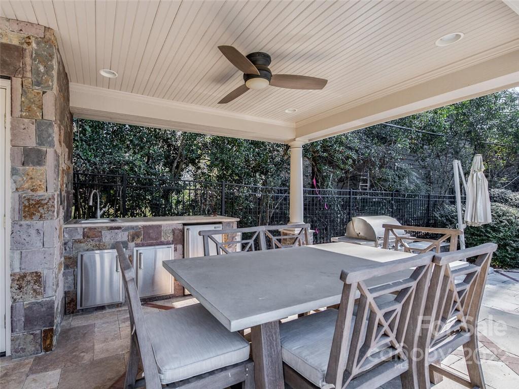 2000 Sharon Avenue Charlotte, NC 28211 - Photo 38 of 41