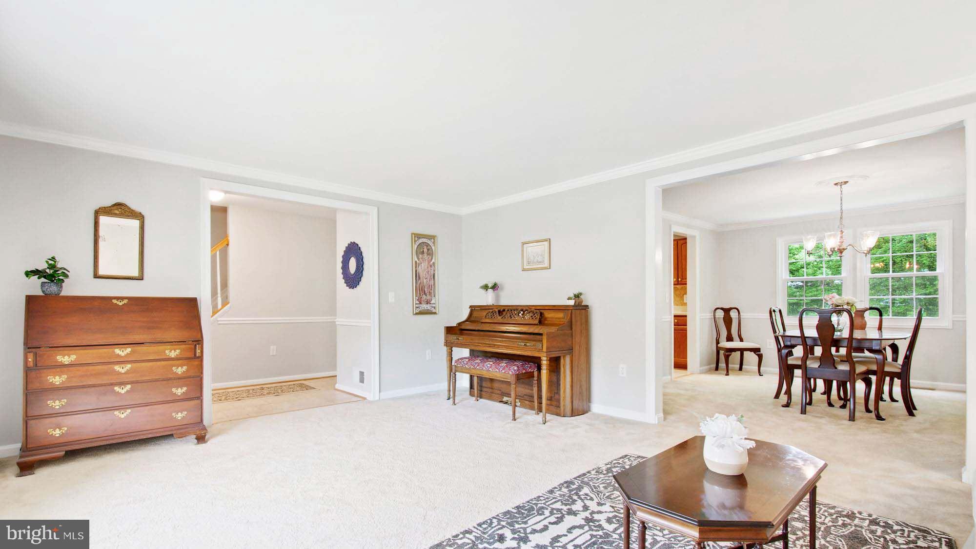 9504 Burning Branch Road Burke, VA 22015 - Photo 7 of 52 Front Hallway/Living Room