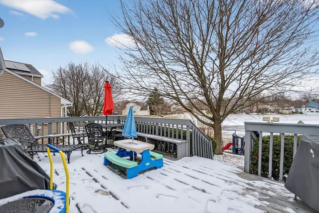 $345,000 | 1412 Bar Harbour Road, Aurora, IL 60504