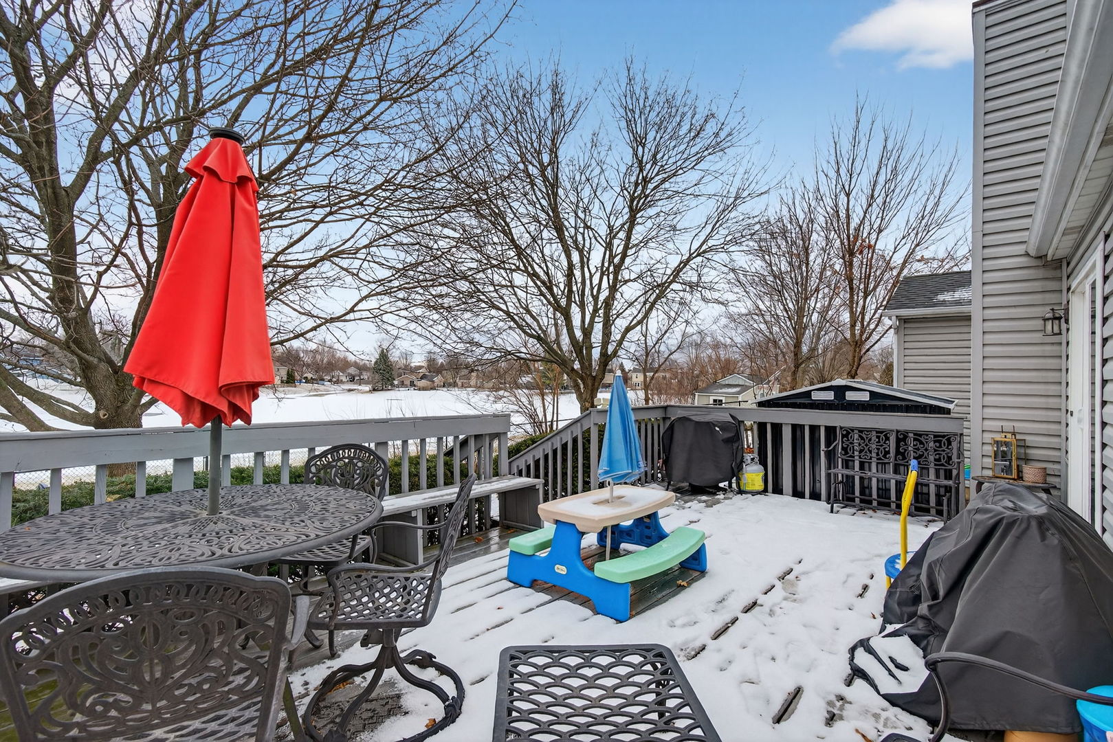 1412 Bar Harbour Road Aurora, IL 60504 - Photo 30 of 38 a view of a chairs and tables in the patio