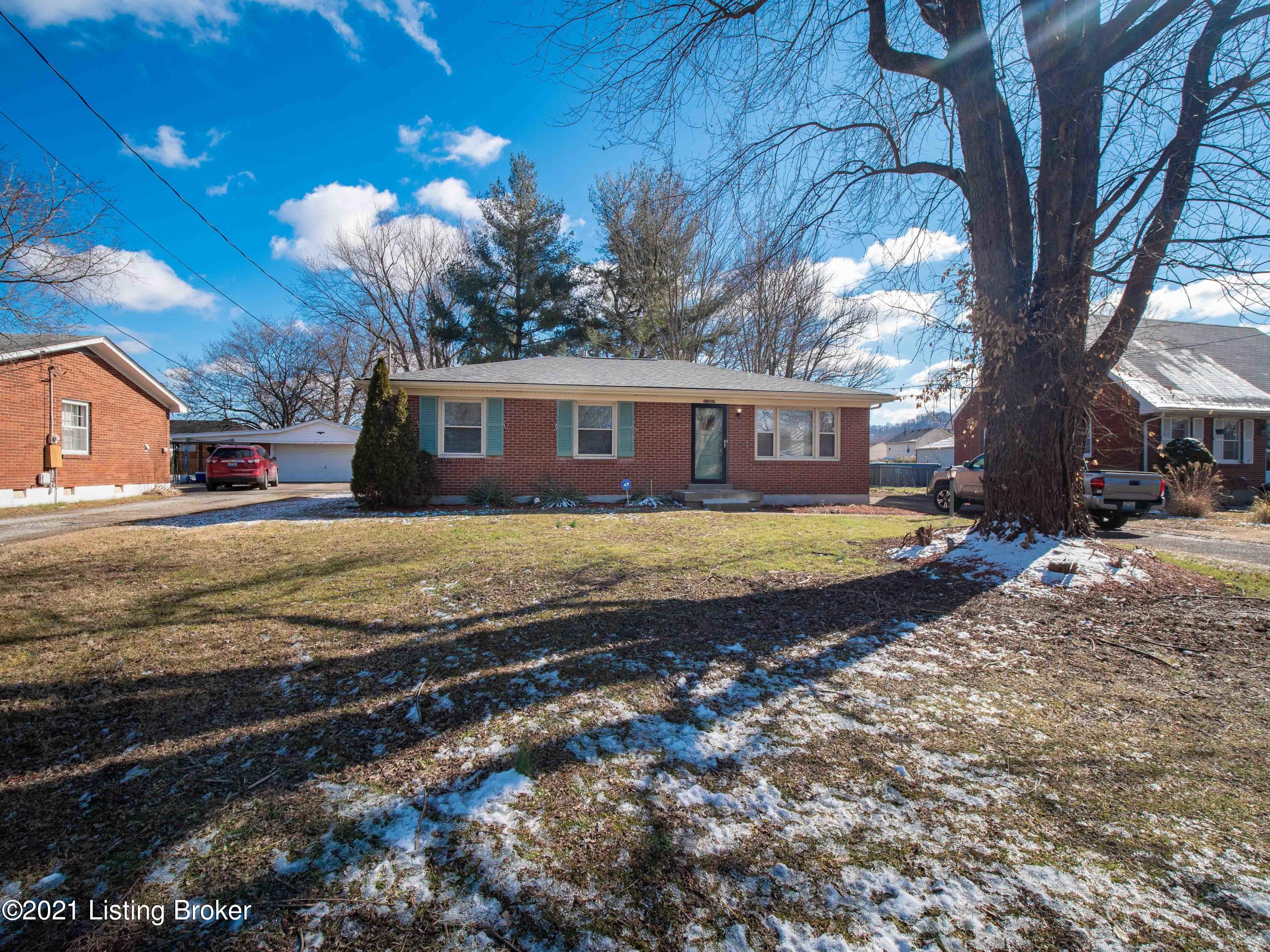 11007 Deering Road Louisville, KY 40272 - Photo 2 of 42 11007 Deering Road (50 of 50)