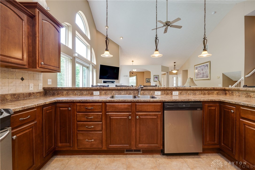 3959 Centerville Road Bellbrook, OH 45305 - Photo 29 of 67