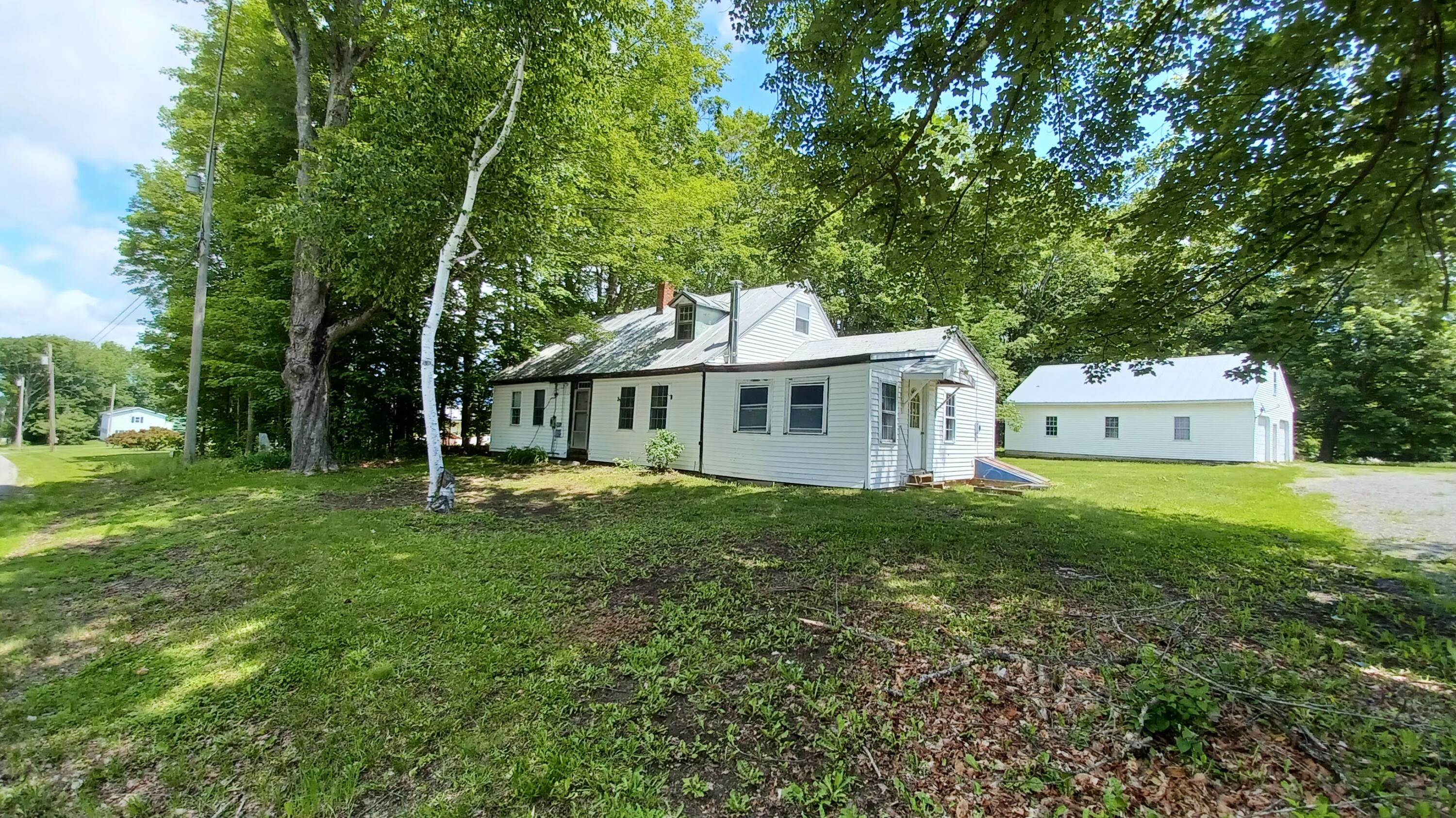 423 Ridge Road Fairfield, ME 04937 - Photo 3 of 53 20230620_122120