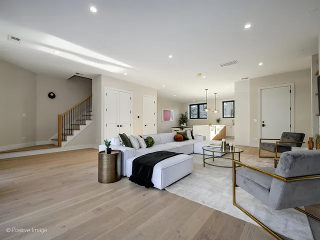 $1,299,000 | 1412 North Elk Grove Avenue, Unit F, Chicago, IL 60622