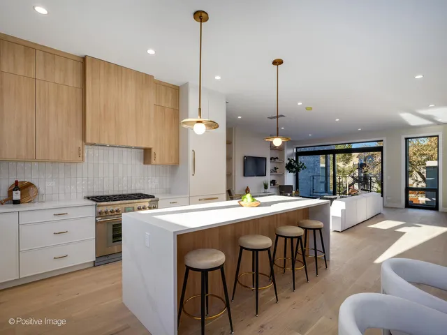 $1,299,000 | 1412 North Elk Grove Avenue, Unit F, Chicago, IL 60622