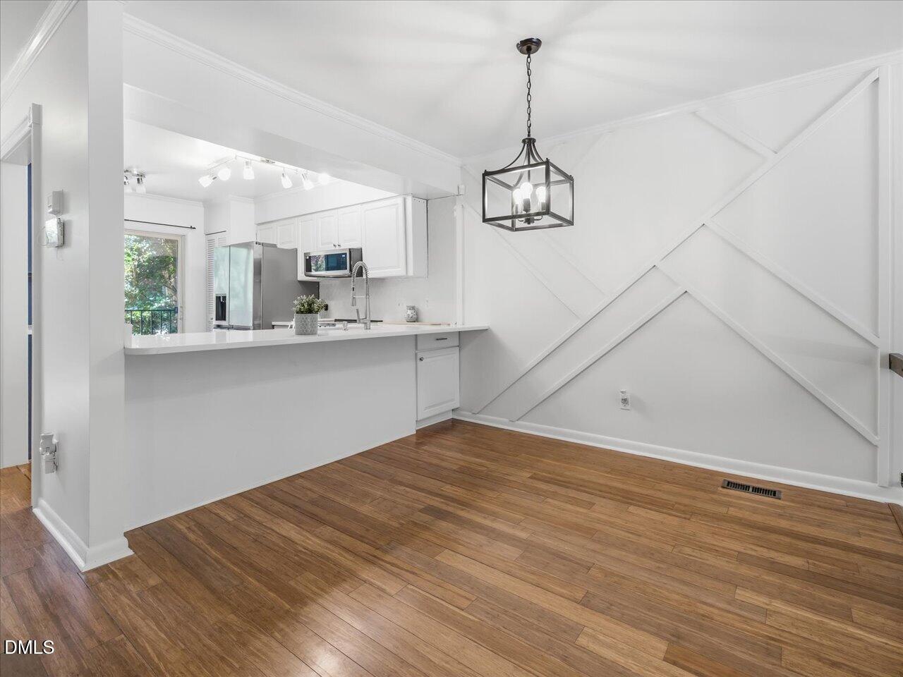 812 Green Ridge Drive Raleigh, NC 27609 - Photo 25 of 88 25-Dining Room