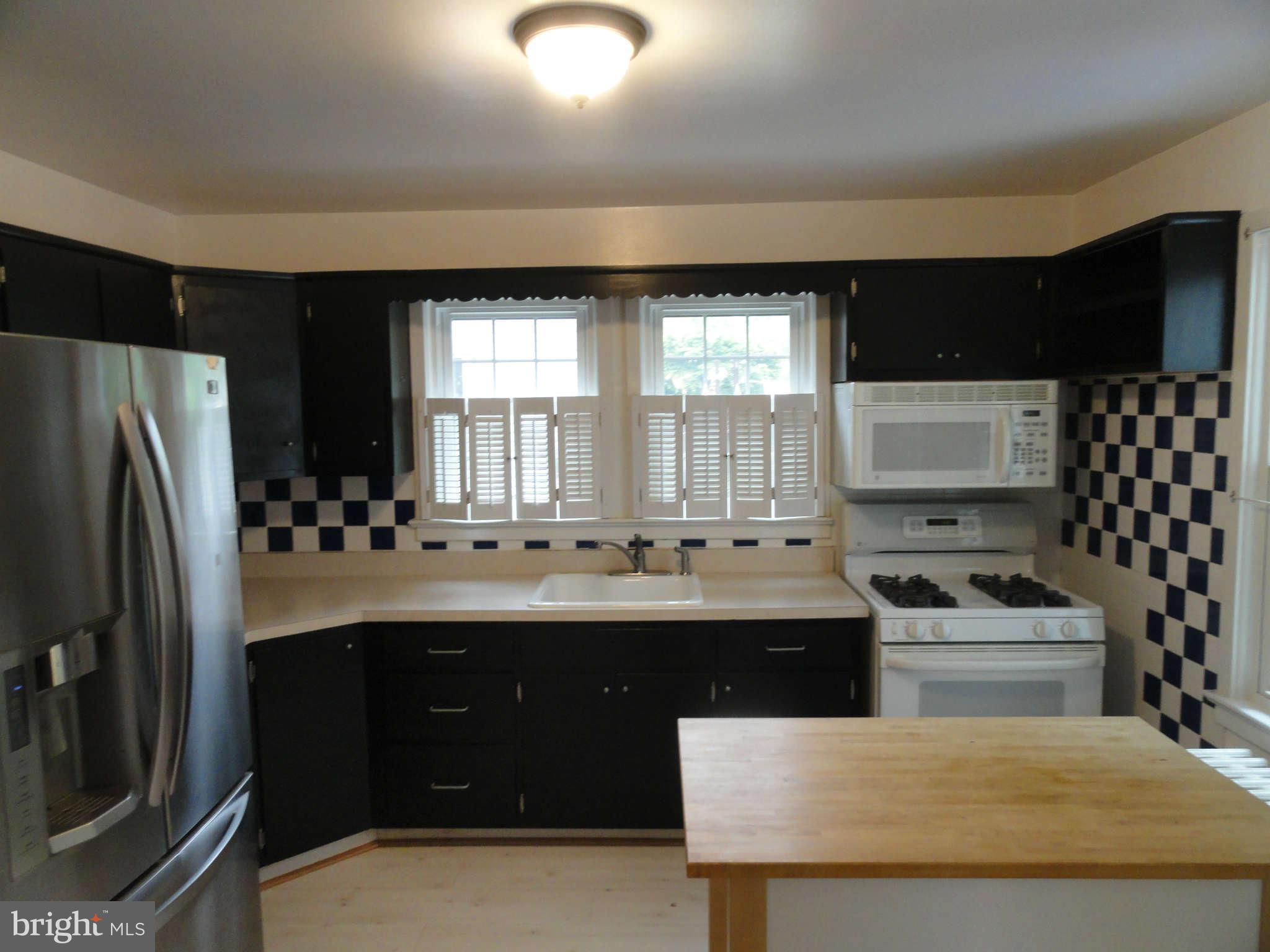 3815 Decatur Avenue Kensington, MD 20895 - Photo 11 of 29 Kitchen