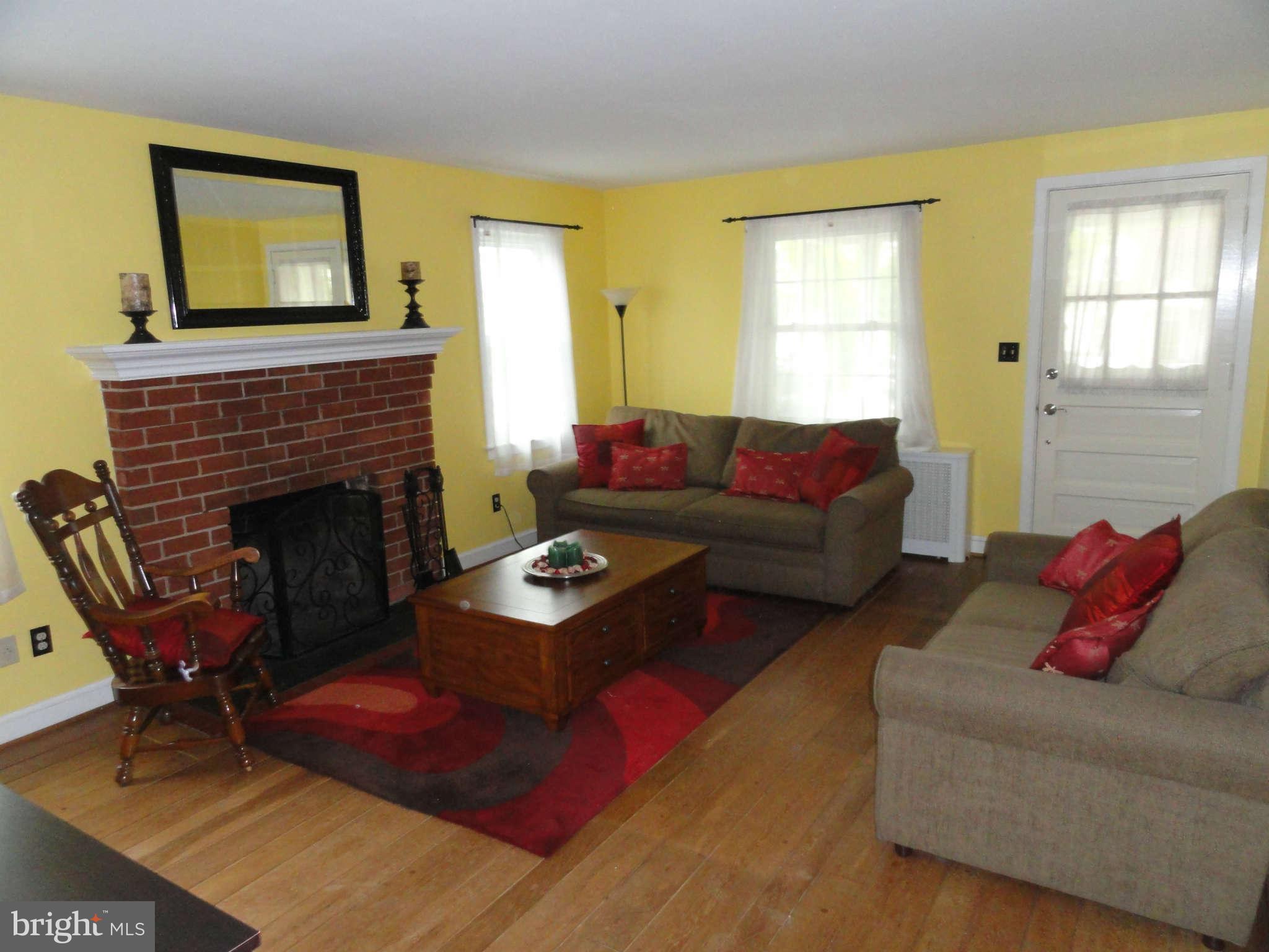 3815 Decatur Avenue Kensington, MD 20895 - Photo 5 of 29 Family Room