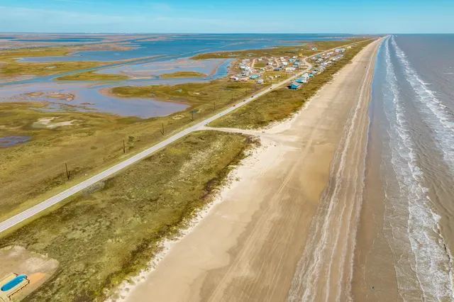 $2,980,000 | 4210 Bluewater / County Road 257 Highway, Freeport, TX 77541