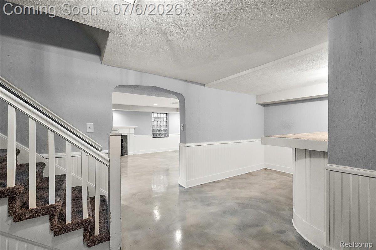 1051 Devonshire Road Grosse Pointe, MI 48230 - Photo 70 of 98 109-1051 Devonshire-108.jpg