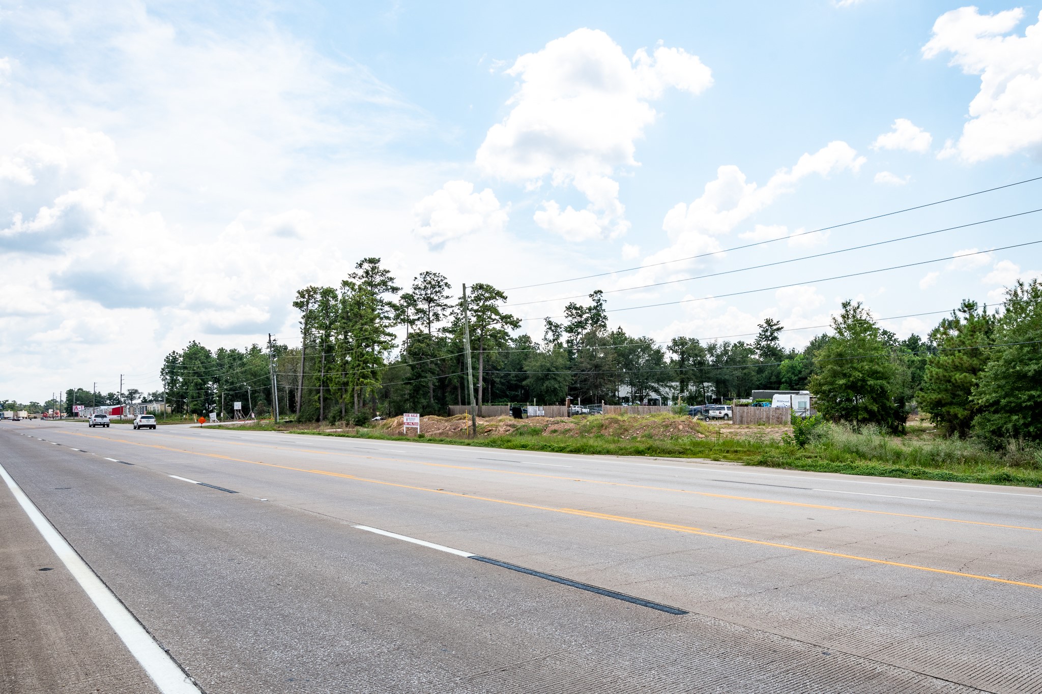 2947 North Loop 336 East Conroe, TX 77301 - Photo 10 of 10 a view of a park and a large trees