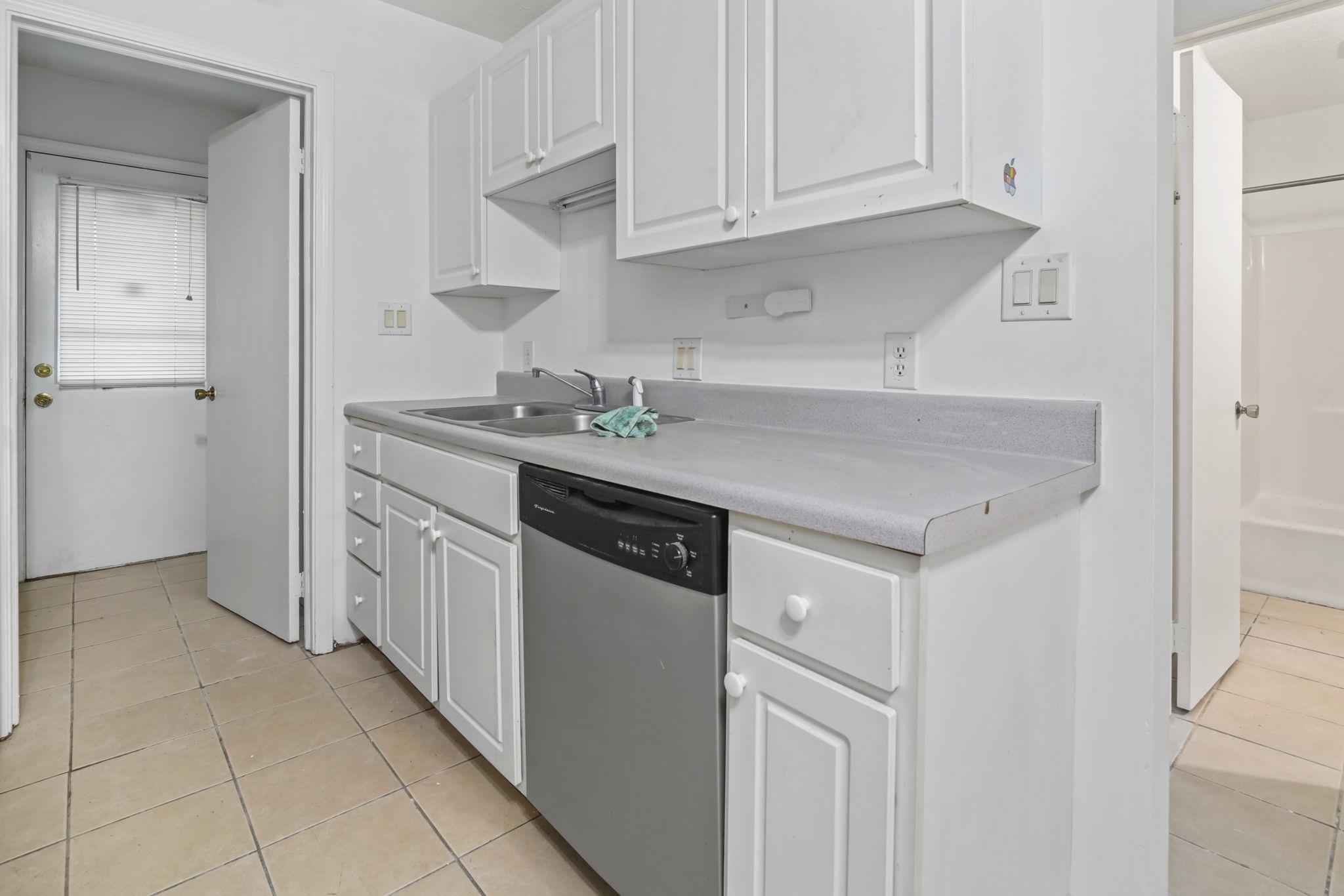755 Burcale Road, Unit M2 Myrtle Beach, SC 29579 - Photo 9 of 21 Gallery Image 9