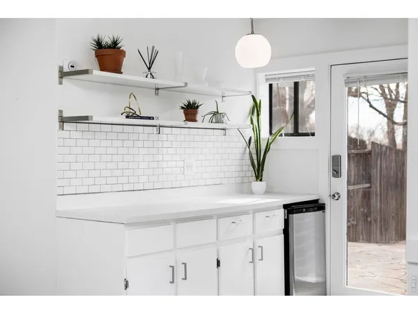 a close view of sink