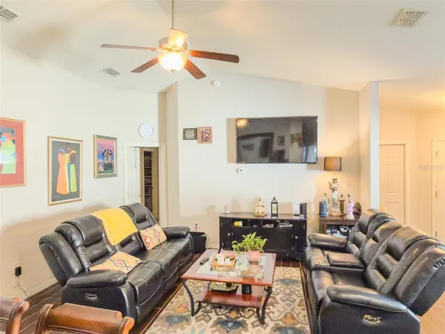 $289,900 | 2128 Bretton Ridge Boulevard, Winter Haven, FL 33884