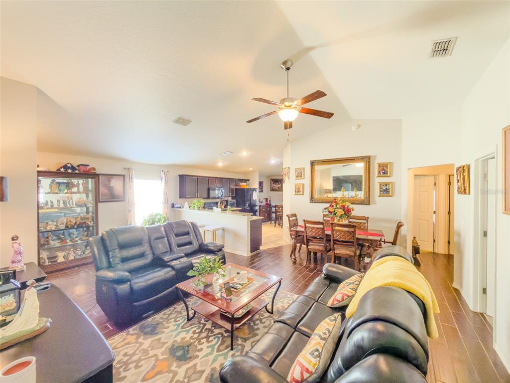 2128 Bretton Ridge Boulevard Winter Haven, FL 33884 - Photo 9 of 44