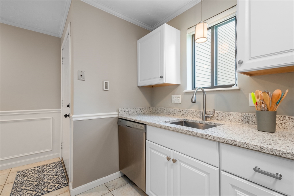 1195 Grafton Street, Unit 4 Worcester, MA 01604 - Photo 6 of 29 Gallery Image 6