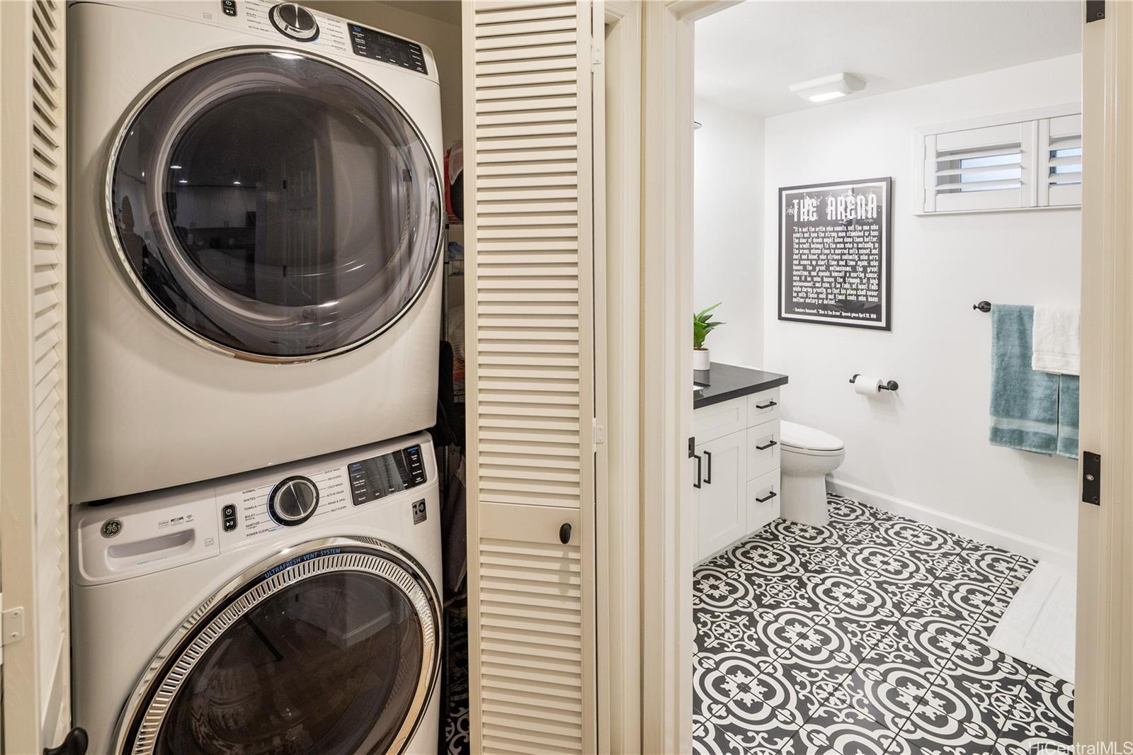 520 Lunalilo Home Road, Unit 6101 Honolulu, HI 96825 - Photo 9 of 21 The large washer and dryer, located just outside of the bathroom.