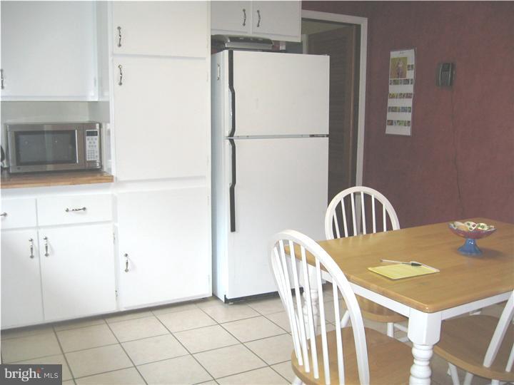 7 Lochatong Road Ewing, NJ 08628 - Photo 8 of 25 Gallery Image 8