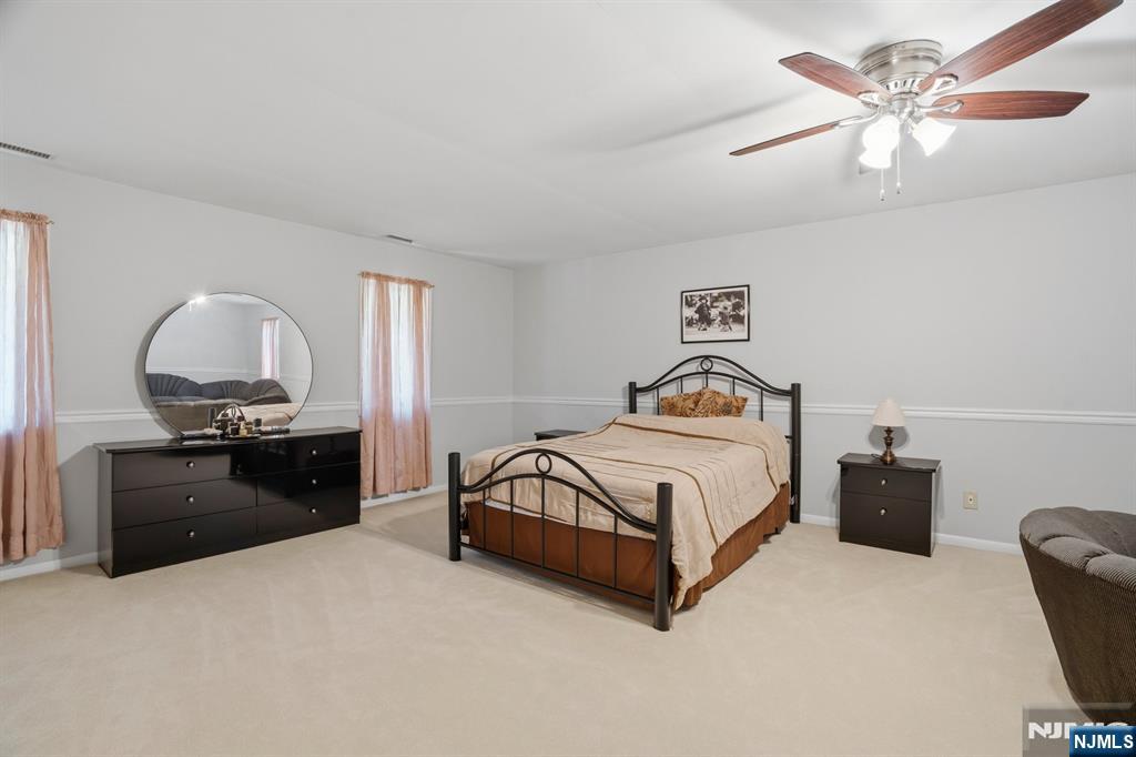 262 Timber Drive Berkeley Heights, NJ 07922 - Photo 18 of 45