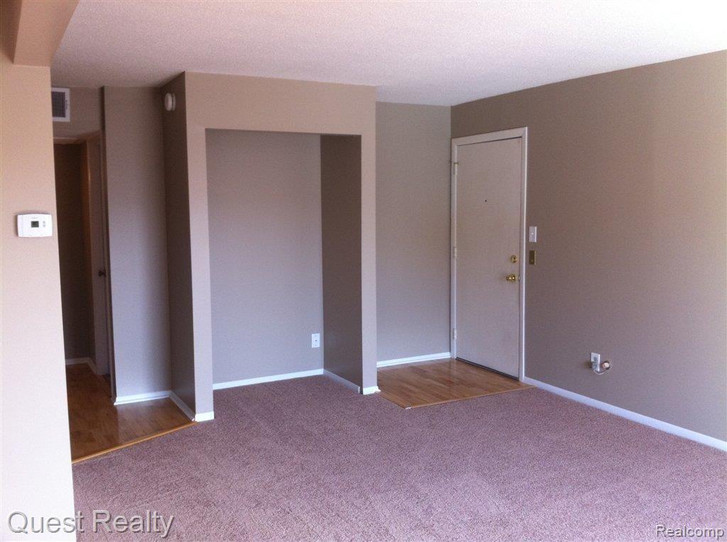1500 Normandy Road Clawson, MI 48017 - Photo 8 of 20 LIVING ROOM2.jpg