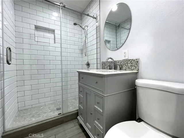 $4,000 | 1341 West School Street, Compton, CA 90220