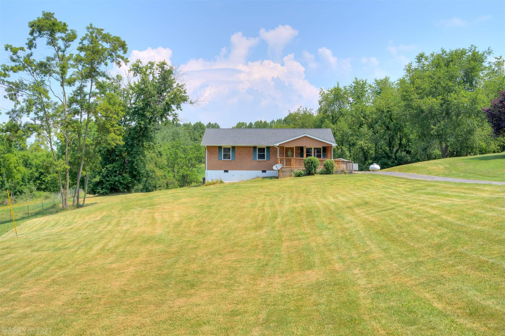 2852 Spring House Road Christiansburg, VA 24073 - Photo 1 of 30 Gallery Image 1