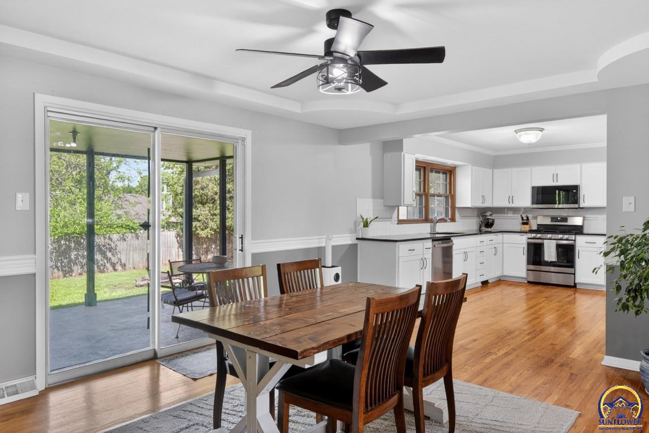 2031 Southwest Sims Avenue Topeka, KS 66604 - Photo 13 of 30