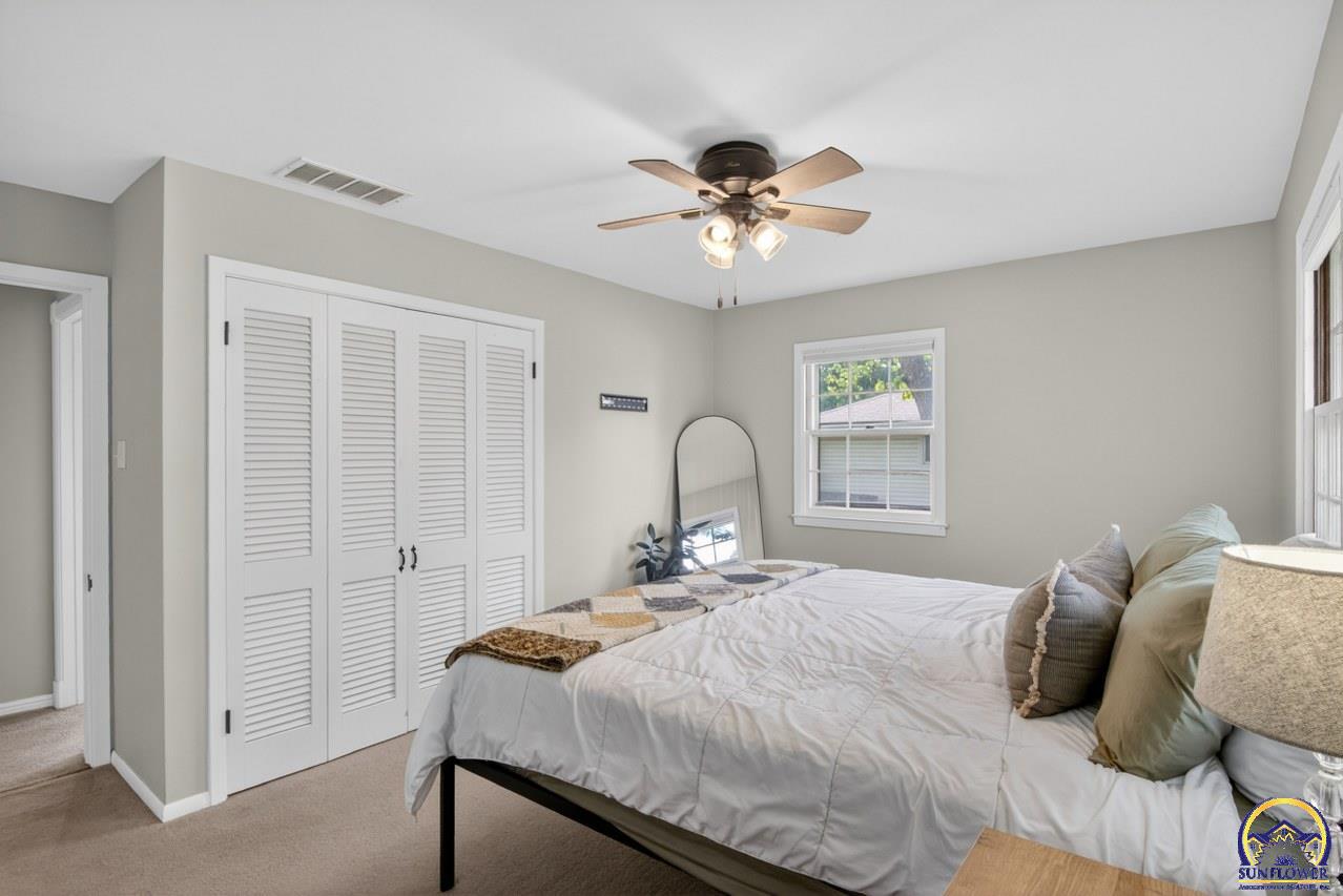 2031 Southwest Sims Avenue Topeka, KS 66604 - Photo 23 of 30