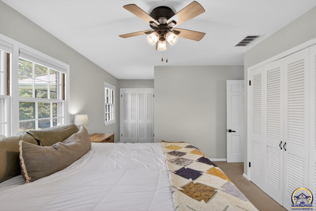 2031 Southwest Sims Avenue Topeka, KS 66604 - Photo 24 of 30