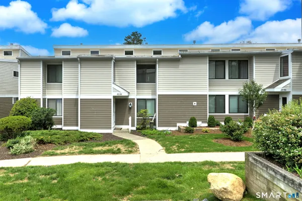 $310,000 | 43 Lawson Lane, Unit 43, Ridgefield, CT 06877