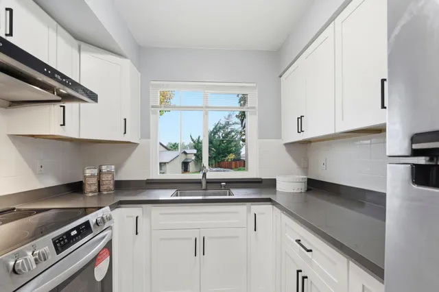 $699,000 | 2507 Bankhead Way, San Jose, CA 95121