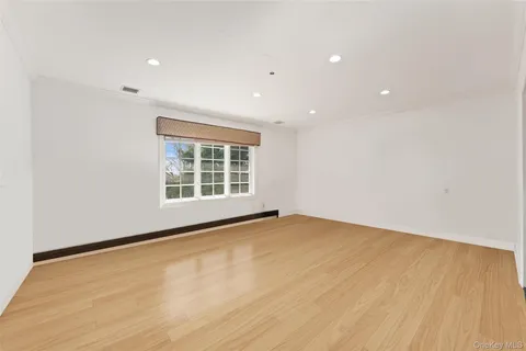 $4,995,000 | 2 High Point Terrace, Scarsdale, NY 10583